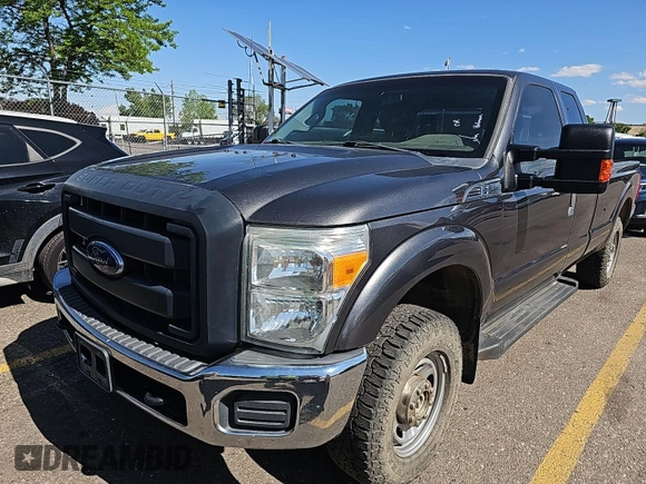 2015 Ford F-250 XLT z VIN 1FT7X2B61FEC57669, wystawiony jako IAAI lot #42466502 z przebiegiem 141 252 mil mil oraz . Historia ofert i sprzedaży dostępna na DreamBid. Obrazek 14.