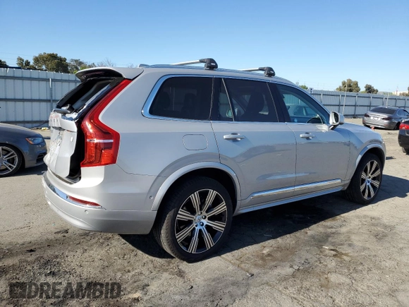 2023 Volvo XC90 Plus Bright Theme with VIN YV4H60CN4P1955118, listed as a Copart auction lot 54465334 with 13,014 mi miles and Salvage title. Bid and sale history available at DreamBid. Image 3.