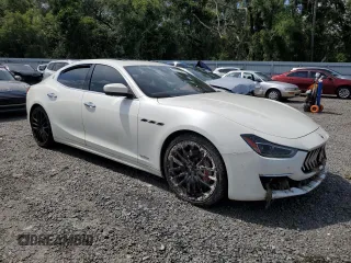 2019 Maserati Ghibli S Q4 GranLusso with VIN ZAM57YTL5K1329372, listed as a Copart auction lot 68972364 with 53,387 mi miles and Salvage Title. Bid and sale history available at carsss.com. Image 4.