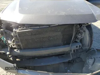 2011 Ford Escape XLT z VIN 1FMCU9DG7BKC39271, wystawiony jako Copart lot #55880445 z przebiegiem 202 072 mil mil oraz Szkoda całkowita • Salvage title. Historia ofert i sprzedaży dostępna na DreamBid. Obrazek 12.