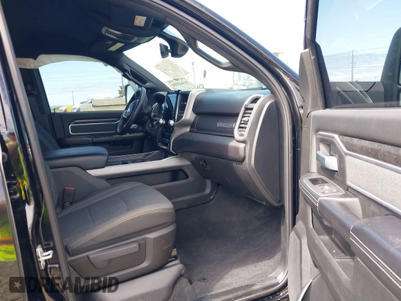 2023 Ram 2500 Big Horn with VIN 3C6UR5DL3PG635901, listed as a IAAI auction lot 42190122 with 20,647 mi miles and . Bid and sale history available at DreamBid. Image 5.