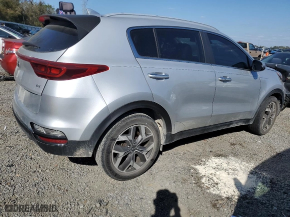 2020 Kia Sportage EX with VIN KNDPN3AC6L7633494, listed as a Copart auction lot 47576655 with 0 miles and Non Repairable. Bid and sale history available at carsss.com. Image 3.