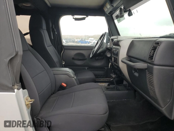 2005 Jeep Wrangler Unlimited with VIN 1J4FA44S35P385427, listed as a Copart auction lot 54430625 with 161,799 mi miles and Clean Title. Bid and sale history available at carsss.com. Image 10.