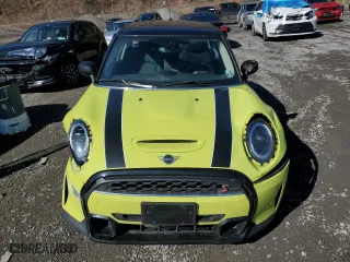 2023 MINI Hardtop 4 Door Cooper S with VIN WMW53DK07P2T11728, listed as a Copart auction lot 49660355 with 42,713 mi miles and Salvage Title. Bid and sale history available at carsss.com. Image 5.