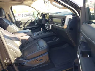 2022 Ford Expedition XLT with VIN 1FMJU1JT7NEA28536, listed as a IAAI auction lot 42062746 with 47,888 mi miles and . Bid and sale history available at DreamBid. Image 5.