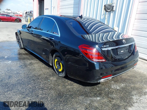 2020 Mercedes-Benz S-Class S 560 with VIN W1KUG8DB0LA560449, listed as a IAAI auction lot 41120552 with 121,855 mi miles. Bid and sale history available at carsss.com. Image 3.