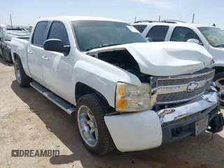 2007 Chevrolet Silverado 1500 LS with VIN 3GCEC13C47G544144, listed as a IAAI auction lot 41862564 with 207,457 mi miles. Bid and sale history available at carsss.com. Image 1.