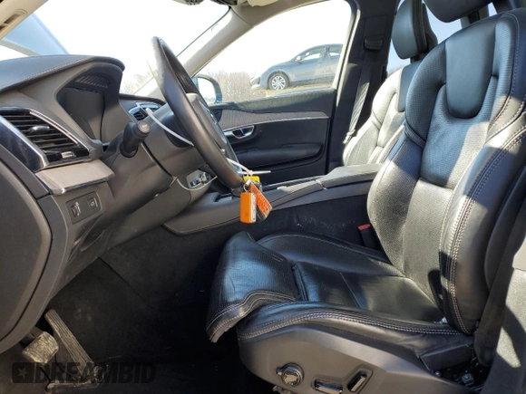 2021 Volvo XC90 Inscription with VIN YV4A22PLXM1697040, listed as a Copart auction lot 45976255 with 52,039 mi miles and Salvage title. Bid and sale history available at DreamBid. Image 7.