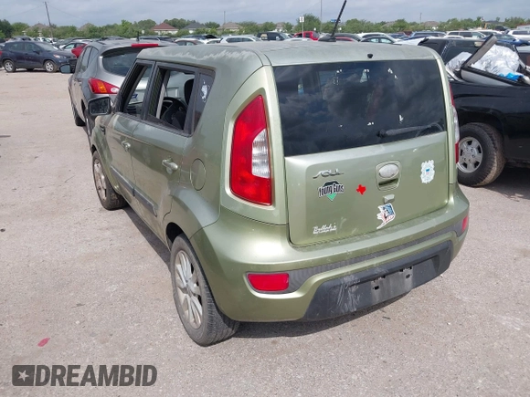 2013 Kia Soul ! with VIN KNDJT2A60D7576761, listed as a IAAI auction lot 42142415 with 1 mi miles. Bid and sale history available at carsss.com. Image 3.