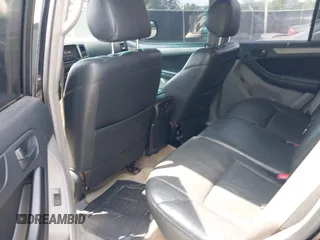 2006 Toyota 4Runner SR5 with VIN JTEZU14R068041163, listed as a IAAI auction lot 42062193 with 186,723 mi miles and . Bid and sale history available at DreamBid. Image 8.