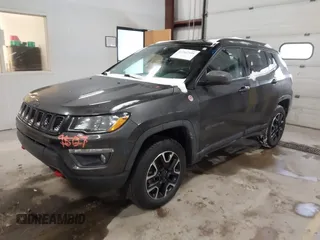 2019 Jeep Compass Trailhawk with VIN 3C4NJDDB2KT649889, listed as a IAAI auction lot 41562599 with 70,700 mi miles and . Bid and sale history available at carsss.com. Image 17.