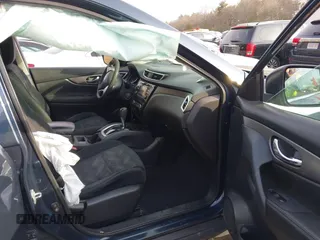 2015 Nissan Rogue S with VIN 5N1AT2MV9FC917132, listed as a IAAI auction lot 41768468 with 110,797 mi miles. Bid and sale history available at carsss.com. Image 5.