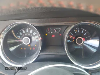 2014 Ford Mustang V6 with VIN 1ZVBP8AM9E5330246, listed as a Copart auction lot 53887865 with 118,583 mi miles and Salvage Title. Bid and sale history available at carsss.com. Image 9.