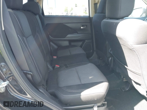 2020 Mitsubishi Outlander ES с VIN JA4AD2A35LJ001182, выставлен на аукционе IAAI как лот 42017800 с пробегом 26 771 миль миль и . История ставок и продаж доступна на DreamBid. Изображение 8.