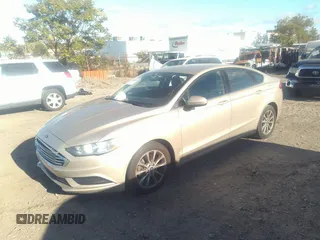 2017 Ford Fusion SE with VIN 3FA6P0HD9HR249590, listed as a IAAI auction lot 40561452 with 161,198 mi miles. Bid and sale history available at carsss.com. Image 18.