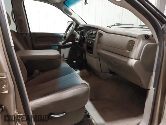 2004 Dodge 1500 SLT with VIN 1D7HU18D54S775981, listed as a IAAI auction lot 41397960 with 173,726 mi miles and . Bid and sale history available at DreamBid. Image 5.