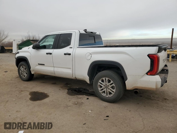 2022 Toyota Tundra SR5 with VIN 5TFLA5DA7NX044358, listed as a Copart auction lot 85799994 with 33,922 mi miles and Salvage title. Bid and sale history available at DreamBid. Image 2.