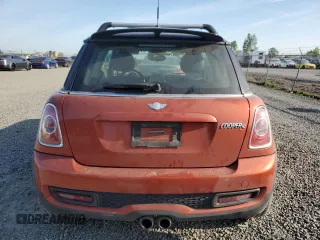 2012 MINI Hardtop S z VIN WMWSV3C54CTY17703, wystawiony jako Copart lot #54383085 z przebiegiem 60 494 mil mil oraz Szkoda całkowita • Salvage title. Historia ofert i sprzedaży dostępna na DreamBid. Obrazek 6.