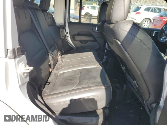 2024 Jeep Wrangler Sahara with VIN 1C4RJXP63RW195206, listed as a Copart auction lot 48784595 with 10,737 mi miles and Salvage Title. Bid and sale history available at DreamBid. Image 11.