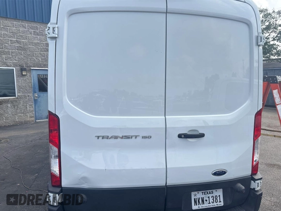 2020 Ford Transit Cargo с VIN 1FTYE1C83LKA17329, выставлен на аукционе IAAI как лот 42796203 с пробегом 194 535 миль миль и . История ставок и продаж доступна на DreamBid. Изображение 27.