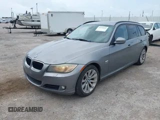 2011 BMW 3 Series 328i xDrive with VIN WBAUU3C55BA542381, listed as a IAAI auction lot 42434842 with 173,946 mi miles and . Bid and sale history available at DreamBid. Image 17.