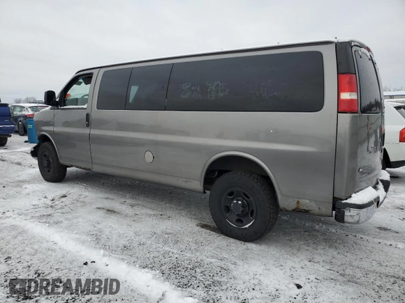 2007 Chevrolet Express Passenger z VIN 1GAHG39U471178707, wystawiony jako Copart lot #86510224 z przebiegiem Nie podano mil oraz Szkoda całkowita • Salvage title. Historia ofert i sprzedaży dostępna na DreamBid. Obrazek 2.
