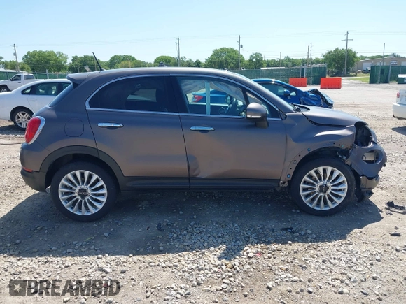 2016 FIAT 500X Lounge with VIN ZFBCFYDT0GP338194, listed as a IAAI auction lot 42286585 with Not provided miles and . Bid and sale history available at DreamBid. Image 13.