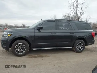 2023 Ford Expedition Max XLT с VIN 1FMJK1J85PEA29723, выставлен на аукционе IAAI как лот 41902898 с пробегом 51 841 миль миль и . История ставок и продаж доступна на DreamBid. Изображение 14.