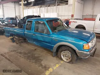 1994 Ford Ranger Splash with VIN 1FTCR15X9RPB31740, listed as a IAAI auction lot 41013596 with 52,610 mi miles. Bid and sale history available at carsss.com. Image 1.