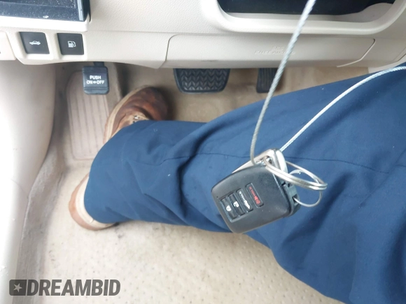 2013 Lexus ES 250 с VIN JTHBK1GG3D2014947, выставлен на аукционе IAAI как лот 42255725 с пробегом 101 370 миль миль и . История ставок и продаж доступна на DreamBid. Изображение 11.