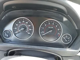 2018 BMW 3 Series 330i xDrive с VIN WBA8D9C50JEM32978, выставлен на аукционе IAAI как лот 41894911 с пробегом 67 474 миль миль и . История ставок и продаж доступна на DreamBid. Изображение 7.