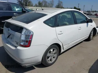 2008 Toyota Prius with VIN JTDKB20U683303277, listed as a IAAI auction lot 42108561 with 199,890 mi miles. Bid and sale history available at carsss.com. Image 4.