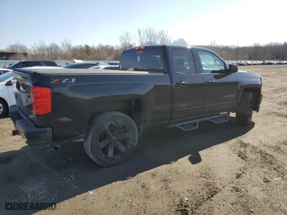 2018 Chevrolet Silverado 1500 LT with VIN 1GCVKREC0JZ367789, listed as a Copart auction lot 46631095 with 152,849 mi miles and Salvage Title. Bid and sale history available at carsss.com. Image 3.