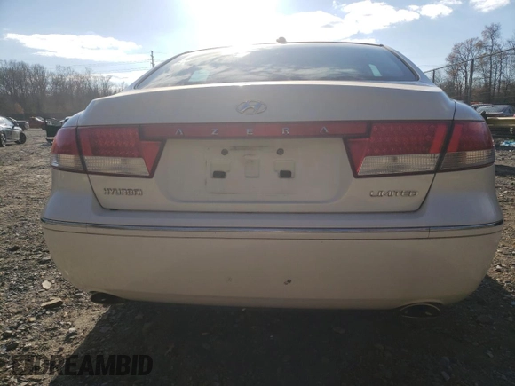 2007 Hyundai Azera SE with VIN KMHFC46FX7A186733, listed as a Copart auction lot 45186825 with 173,649 mi miles and Non Repairable. Bid and sale history available at carsss.com. Image 6.