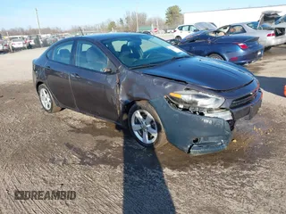 2016 Dodge Dart SXT z VIN 1C3CDFBB4GD667969, wystawiony jako IAAI lot #41667331 z przebiegiem 212 805 mil mil oraz . Historia ofert i sprzedaży dostępna na DreamBid. Obrazek 1.