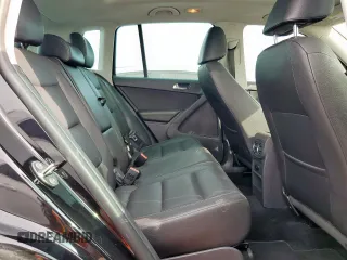 2012 Volkswagen Tiguan SE z VIN WVGAV7AX2CW575871, wystawiony jako Copart lot #58050865 z przebiegiem 96 569 mil mil oraz Szkody całkowita. Historia ofert i sprzedaży dostępna na DreamBid. Obrazek 10.