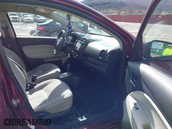 2019 Mitsubishi Mirage ES z VIN ML32F3FJ9KHF00323, wystawiony jako IAAI lot #41978070 z przebiegiem 117 512 mil mil oraz . Historia ofert i sprzedaży dostępna na DreamBid. Obrazek 5.