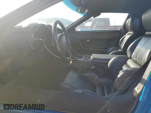 1993 Chevrolet Corvette с VIN 1G1YY33P5P5105385, выставлен на аукционе Copart как лот 78373004 с пробегом 56 842 миль миль и Списание • Salvage title. История ставок и продаж доступна на DreamBid. Изображение 7.