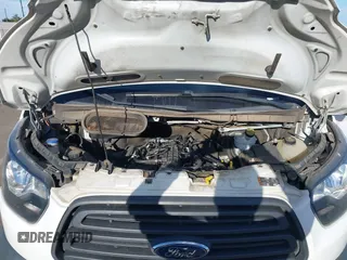 2018 Ford Transit Cargo with VIN 1FTBW3XG8JKA67561, listed as a IAAI auction lot 41997562 with 125,072 mi miles. Bid and sale history available at carsss.com. Image 10.