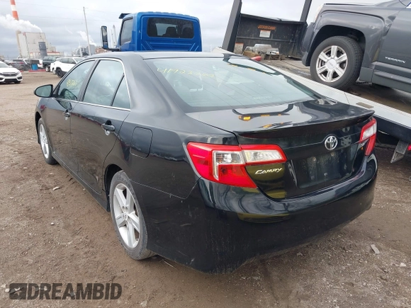 2012 Toyota Camry L with VIN 4T1BF1FK4CU094074, listed as a IAAI auction lot 41923263 with 105,780 mi miles and . Bid and sale history available at carsss.com. Image 3.