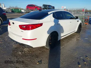 2015 Kia Optima SX Turbo with VIN 5XXGR4A67FG355530, listed as a IAAI auction lot 41442418 with 67,080 mi miles. Bid and sale history available at carsss.com. Image 4.