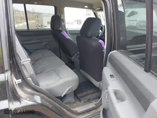 2007 Jeep Commander Sport with VIN 1J8HG48K17C651084, listed as a IAAI auction lot 42064395 with 212,057 mi miles. Bid and sale history available at carsss.com. Image 8.
