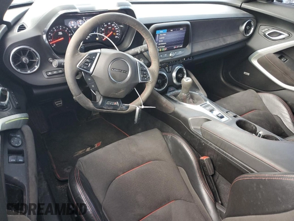 2021 Chevrolet Camaro ZL1 with VIN 1G1FJ1R60M0105348, listed as a Copart auction lot 44238115 with 15,373 mi miles and Salvage Title. Bid and sale history available at carsss.com. Image 8.