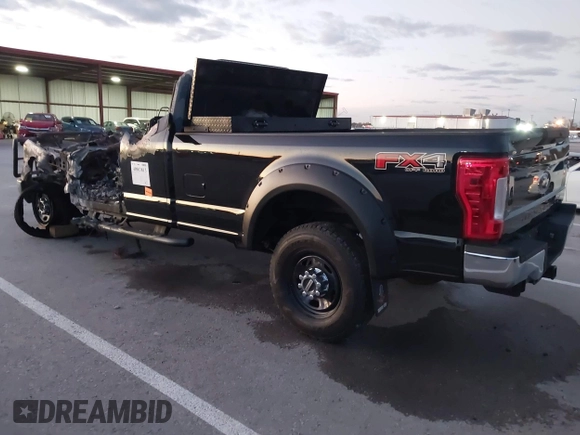 2019 Ford F-350 with VIN 1FT7X3BT8KEF10329, listed as a IAAI auction lot 40903813 with Not Provided miles and . Bid and sale history available at DreamBid. Image 3.