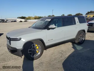 2023 Rivian R1S Adventure with VIN 7PDSGABA0PN005768, listed as a Copart auction lot 73223724 with 212 mi miles and Salvage Title. Bid and sale history available at carsss.com. Image 1.