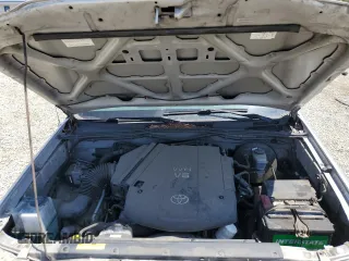 2005 Toyota Tacoma PreRunner with VIN 5TETU62N05Z047131, listed as a Copart auction lot 61256985 with 165,573 mi miles and Salvage title. Bid and sale history available at DreamBid. Image 11.