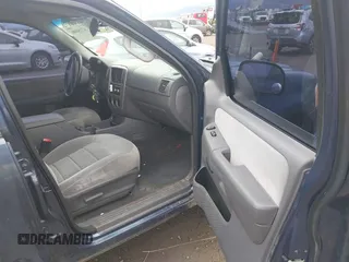2005 Ford Explorer XLT с VIN 1FMZU73KX5UB12365, выставлен на аукционе IAAI как лот 42156806 с пробегом 151 706 миль миль и . История ставок и продаж доступна на DreamBid. Изображение 5.