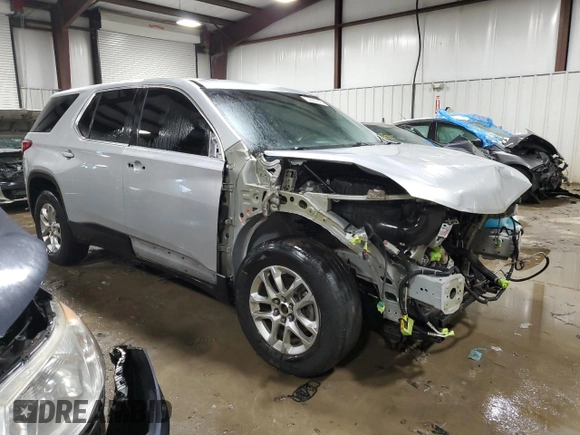 2018 Chevrolet Traverse LS with VIN 1GNERFKW8JJ192948, listed as a Copart auction lot 39680643 with 108,504 mi miles. Bid and sale history available at carsss.com. Image 4.