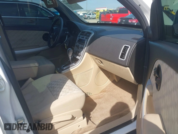 2007 Chevrolet Equinox LS with VIN 2CNDL13F876099694, listed as a IAAI auction lot 41503664 with 116,165 mi miles. Bid and sale history available at carsss.com. Image 5.