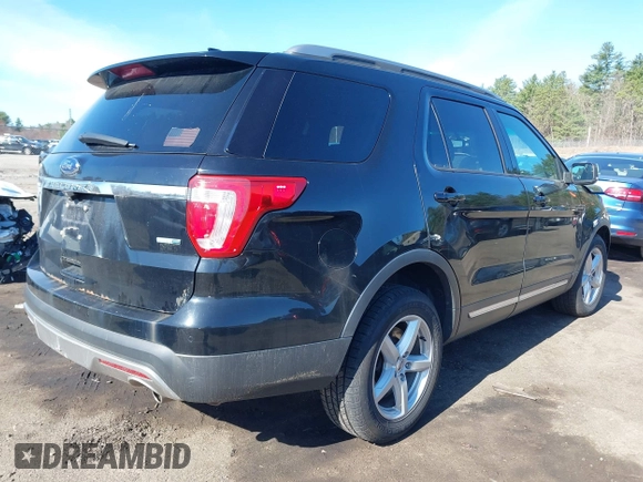2016 Ford Explorer XLT with VIN 1FM5K8D8XGGB44909, listed as a IAAI auction lot 42056322 with 147,143 mi miles and . Bid and sale history available at carsss.com. Image 4.
